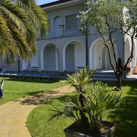 Fortunella Hotel 3*